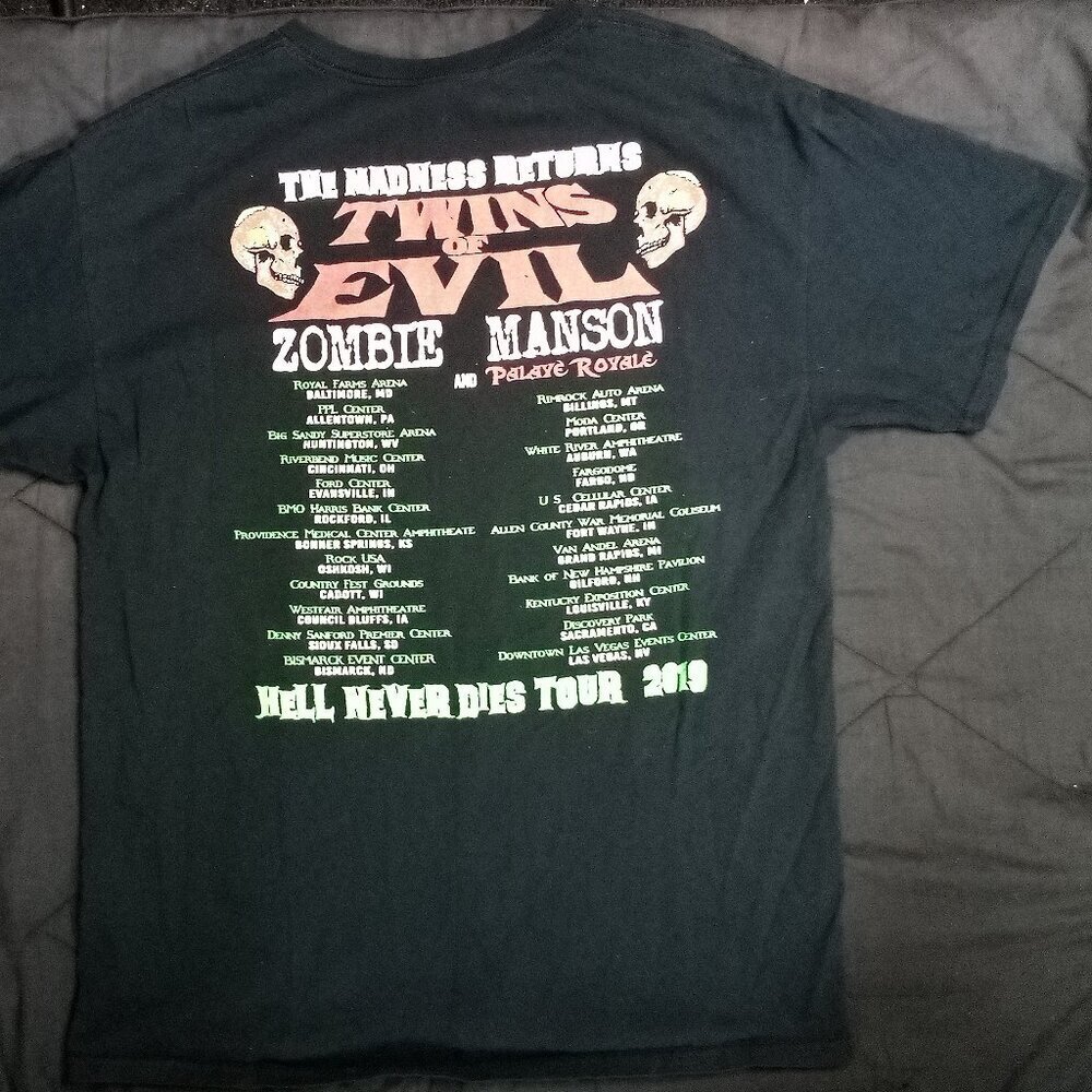 Rob Zombie Marilyn Manson Twins Of Evil Hell Never Dies Tour 2019 T-Shirt - Picture 6 of 7